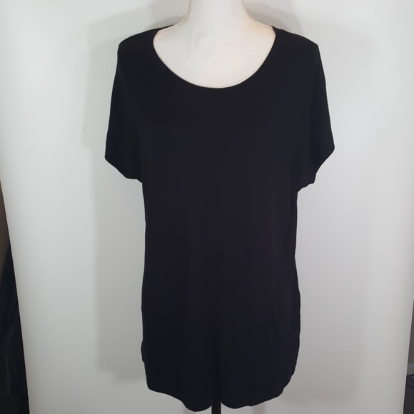 Black short sleeve shirt - Picture 1 of 2